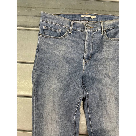 Levis 314 Shaping Straight Jeans Womens 31x32 Blue Medium Wash Denim - Picture 3 of 16